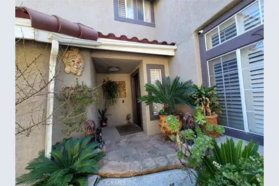 560 Calhoun Street, Corona, CA 92879 - Photo 2