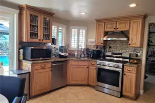 560 Calhoun St, Corona, CA 92879 - Photo 10