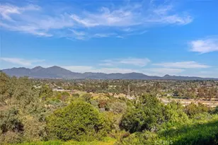 25851 Cordova, Laguna Hills, CA 92653 - Photo 38