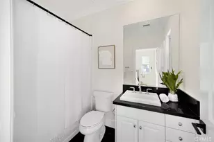 77 Clifford, Irvine, CA 92618 - Photo 34