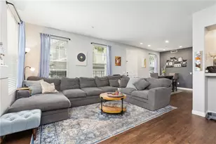 10 Edgartown, Ladera Ranch, CA 92694 - Photo 4