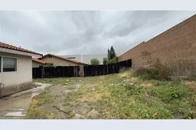 2643 N Fitzsimmons, Rialto, CA 92377 - Photo 6