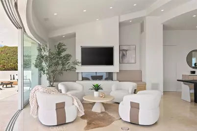 900 Gainsborough Drive, Laguna Beach, CA 92651 - Photo 14