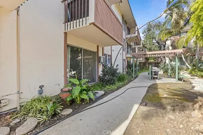 5585 E Pacific Coast Highway #171, Long Beach, CA 90804 - Photo 14