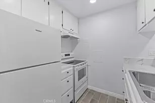 5585 E Pacific Coast Hwy, Long Beach, CA 90804 - Photo 8