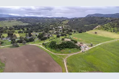 15300 Round Tree Road, Valley Center, CA 92082 - Photo 6