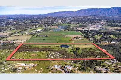 15300 Round Tree Road, Valley Center, CA 92082 - Photo 16