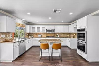 74 Linhaven, Irvine, CA 92602 - Photo 8