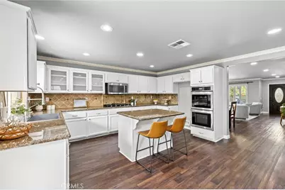 74 Linhaven, Irvine, CA 92602 - Photo 6