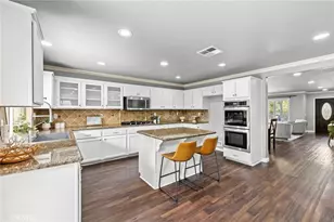74 Linhaven, Irvine, CA 92602 - Photo 4
