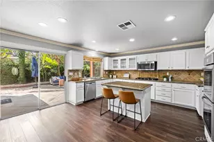 74 Linhaven, Irvine, CA 92602 - Photo 6