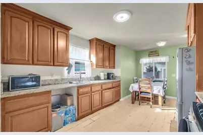 210 S Raitt, Santa Ana, CA 92703 - Photo 4