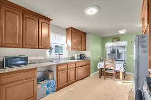 210 S Raitt, Santa Ana, CA 92703 - Photo 4