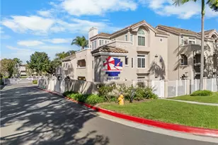 4561 Warner, Huntington Beach, CA 92649 - Photo 26