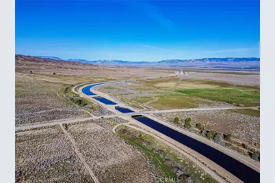 10000 195th Street, Lancaster, CA 93536 - Photo 22