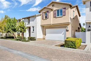 6724 N Glasner Ln, West Hills, CA 91307 - Photo 2