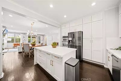 21 Fanpalm, Irvine, CA 92620 - Photo 8