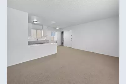 207 209 Baltimore Avenue, Huntington Beach, CA 92648 - Photo 6
