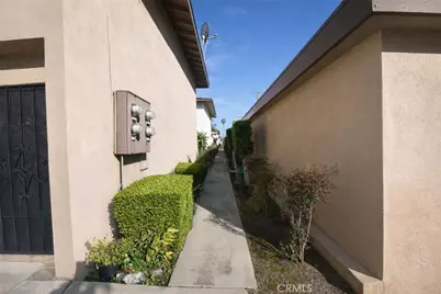 10322 Park, Garden Grove, CA 92840 - Photo 4