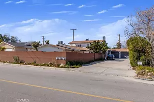 7428 Acoma Trail, Yucca Valley, CA 92284 - Photo 2