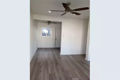 813 E Imperial, Los Angeles, CA 90059 - Photo 10