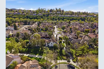 2 Lansdale Court, Ladera Ranch, CA 92694 - Photo 4