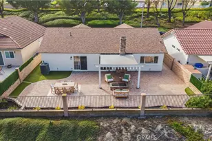 21952 Esplendor, Mission Viejo, CA 92691 - Photo 2