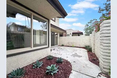 9948 Del Rio, Cypress, CA 90630 - Photo 26