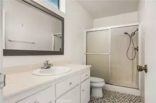 9732 Pettswood Dr Dr, Huntington Beach, CA 92646 - Photo 18