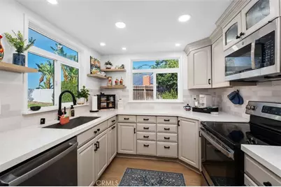 25601 Chrisanta, Mission Viejo, CA 92691 - Photo 30