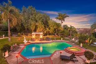 25641 Rapid Falls Rd, Laguna Hills, CA 92653 - Photo 4