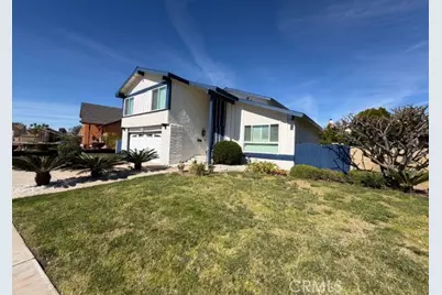 2221 E Nyon, Anaheim, CA 92806 - Photo 2