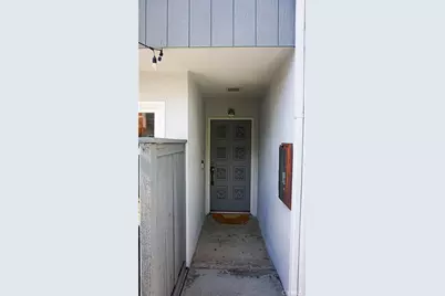 604 Lassen Lane #199, Costa Mesa, CA 92626 - Photo 2