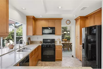 2061 Pueblo, Tustin, CA 92782 - Photo 12