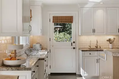 18162 Stratford Circle, Villa Park, CA 92861 - Photo 14