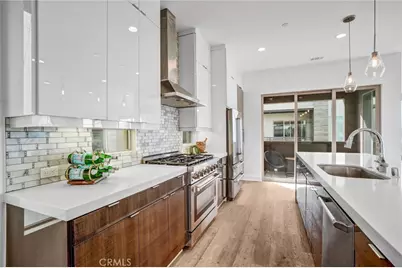 24 Ebb Tide, Newport Beach, CA 92663 - Photo 10