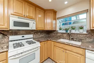 10042 Palo Alto St, Rancho Cucamonga, CA 91730 - Photo 8