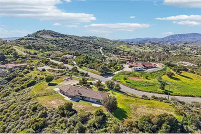 40000 Valle Vista, Murrieta, CA 92562 - Photo 40