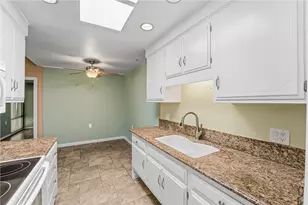 2156 E Via Mariposa, Laguna Woods, CA 92637 - Photo 8