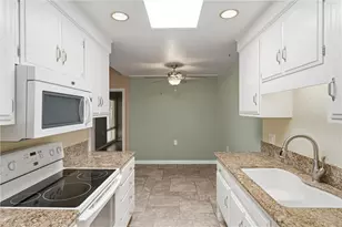 2156 E Via Mariposa, Laguna Woods, CA 92637 - Photo 12