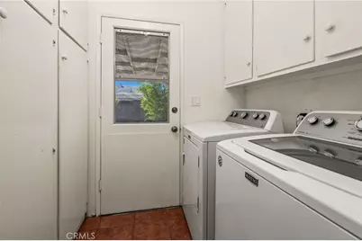 2750 E Diana Avenue, Anaheim, CA 92806 - Photo 18