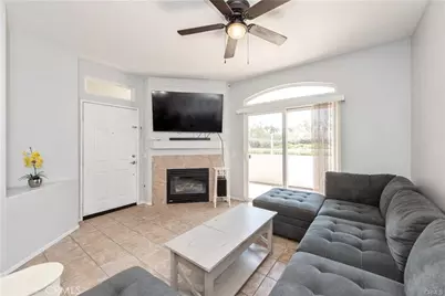 98 Via Barcelona, Rancho Santa Margarita, CA 92688 - Photo 4