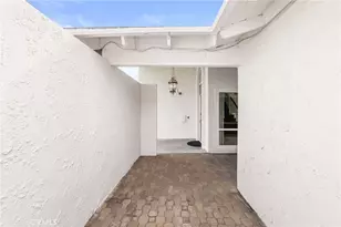 20761 Mission Ln, Huntington Beach, CA 92646 - Photo 46