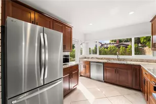 20761 Mission Ln, Huntington Beach, CA 92646 - Photo 10