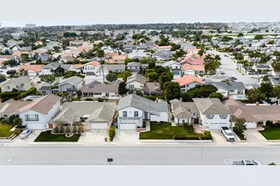 20761 Mission Ln, Huntington Beach, CA 92646 - Photo 50