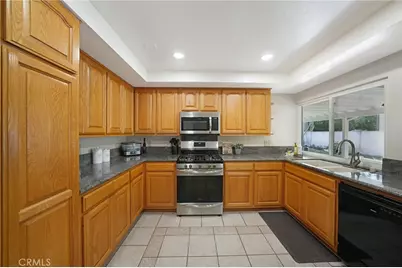 16672 Bolero Ln, Huntington Beach, CA 92649 - Photo 18