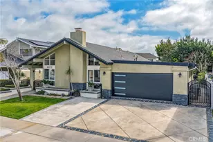 16672 Bolero Ln, Huntington Beach, CA 92649 - Photo 2