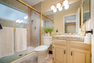 22511 Tindaya, Mission Viejo, CA 92692 - Photo 8