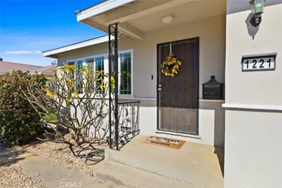 1221 Carlton, Santa Ana, CA 92707 - Photo 2