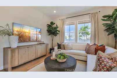 27330 Black Walnut Place, Valencia, CA 91381 - Photo 6